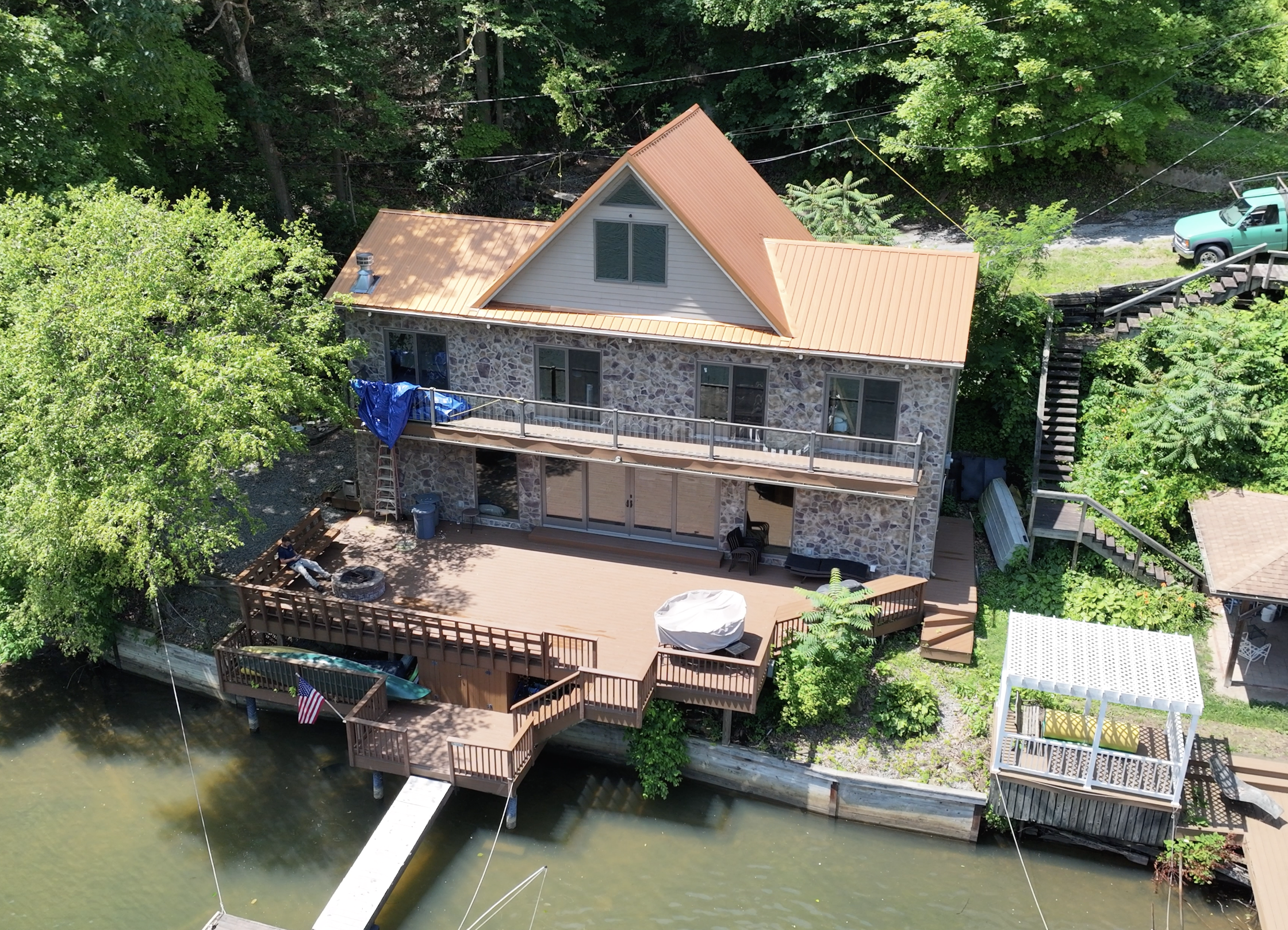 Eclipse Construction roof installation in Cheat Lake WV